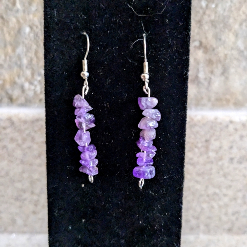 Natural Shine ⬤ Natural amethyst stone earrings